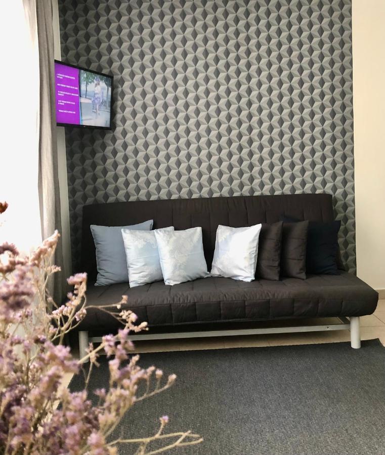 Downtown Rose Garden Apartments Whit Garage Opcional Budapest Esterno foto