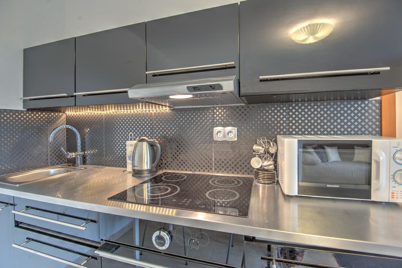 Downtown Rose Garden Apartments Whit Garage Opcional Budapest Esterno foto